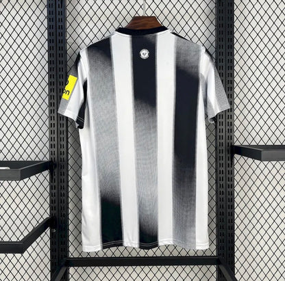 Maillot Newcastle domicile 25/26