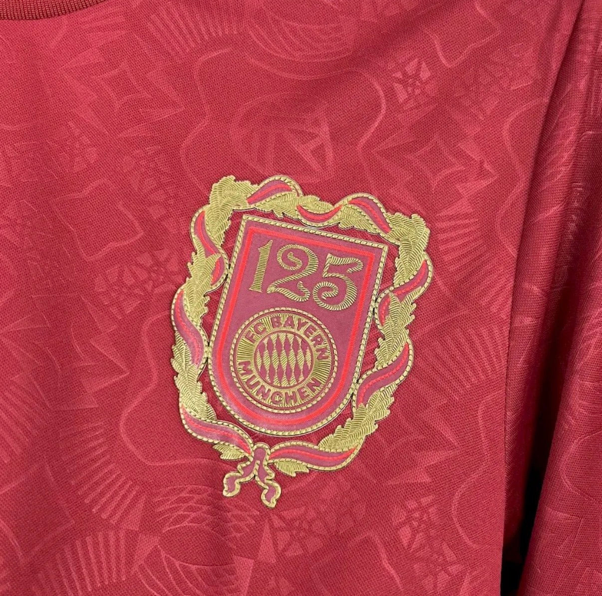 Maillot Bayern 125ème anniversaire 25/26