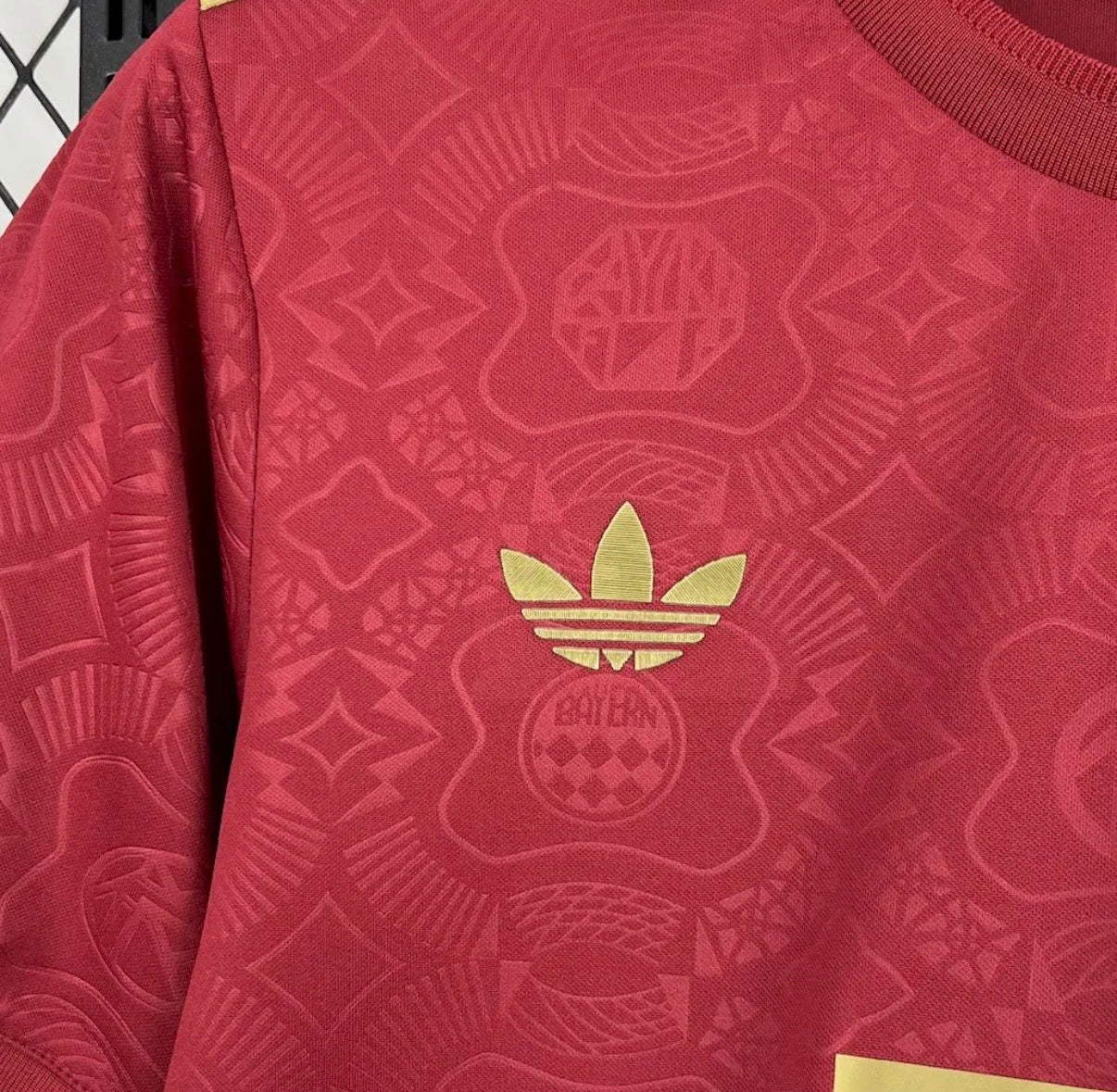 Maillot Bayern 125ème anniversaire 25/26
