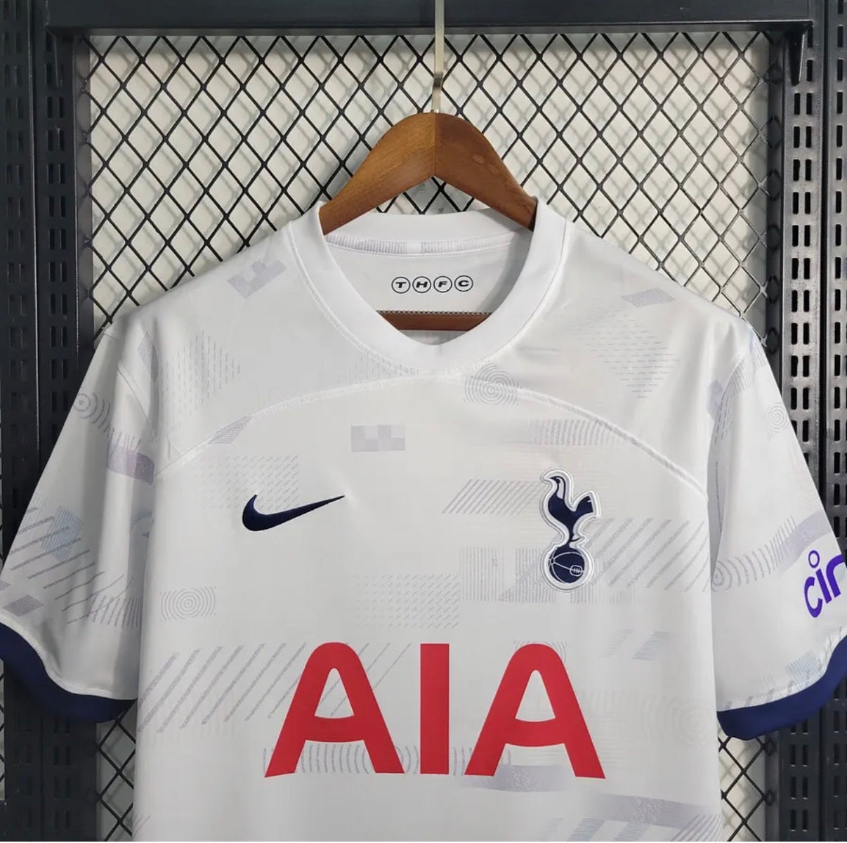 Maillot Tottenham domicile 23/24